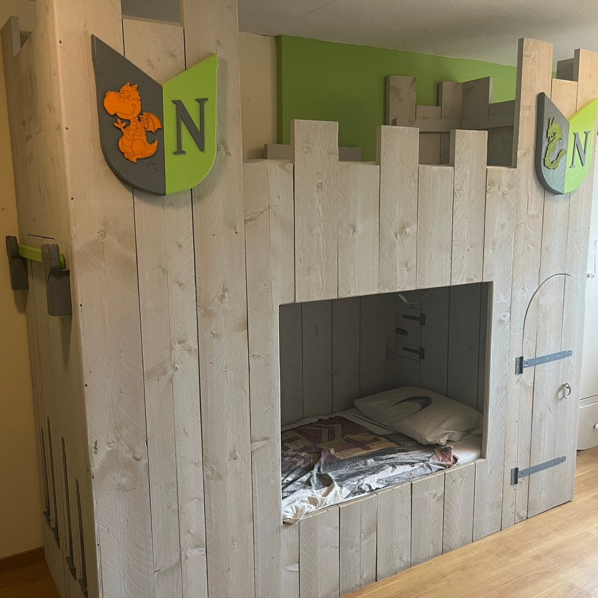Kasteel bed kinderbed, Ophalen, Zo goed als nieuw, Hoogslaper