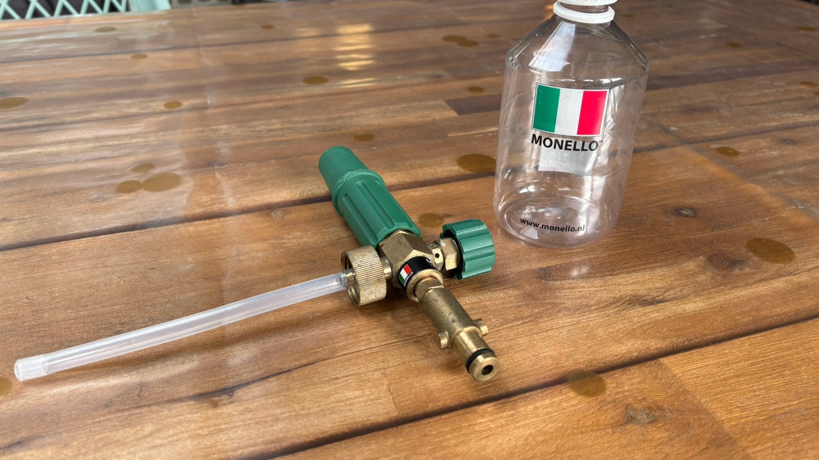 Foam lans Monello, Ophalen of Verzenden, Zo goed als nieuw, Elektrisch, Met regelbare waterdruk