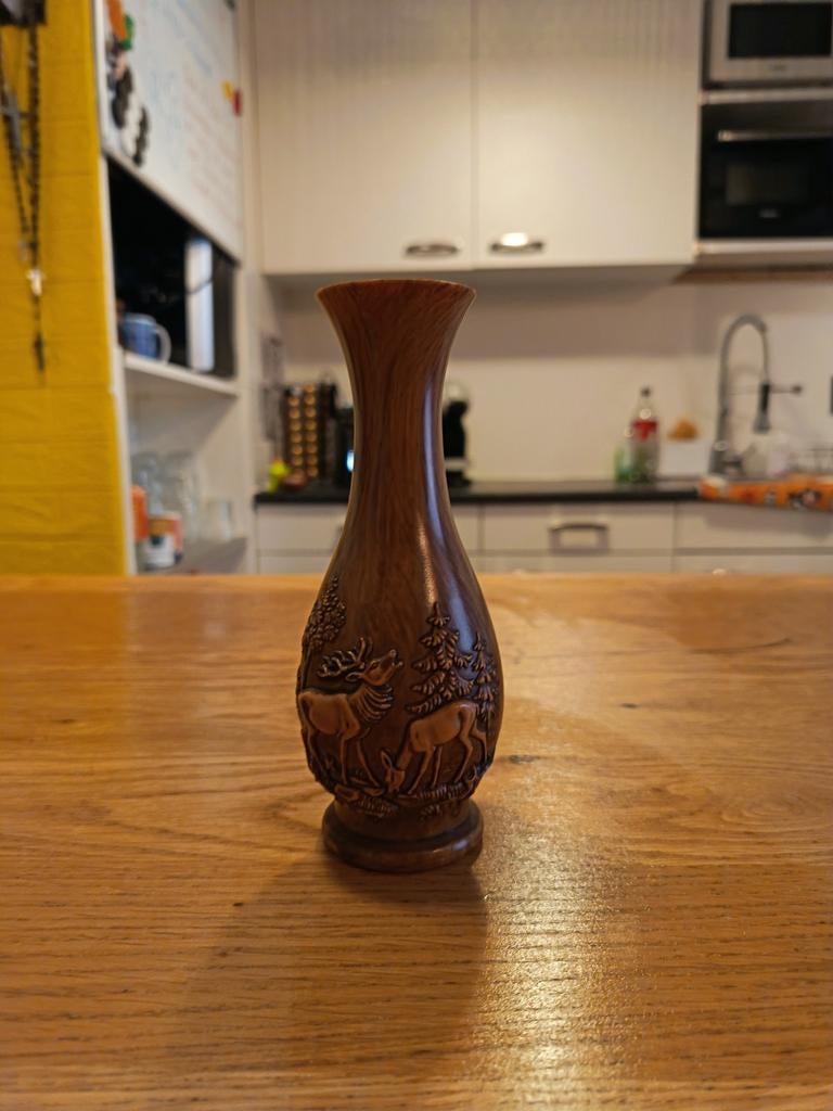 Houten vaas met hertenreliëf, Ophalen of Verzenden