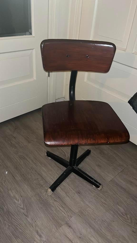 Leuk stoeltje schoolmeubilair, Ophalen, Gebruikt, Stoel(en)