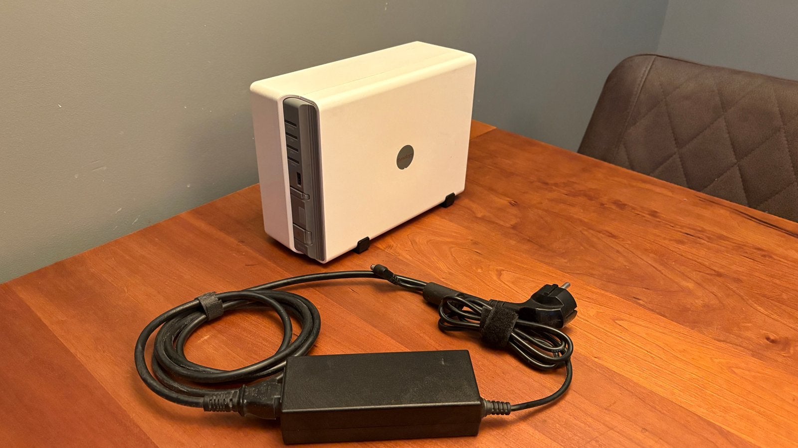 Synology SA210j, Gebruikt, 320GB, Server, HDD