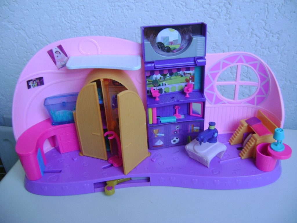 poppenhuis met schuif om deur en kast te openen, Ophalen of Verzenden, Zo goed als nieuw, Poppenhuis