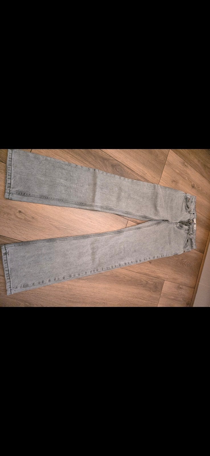 dames spijkerbroek (stradivarius) maat 34, Ophalen of Verzenden, Zo goed als nieuw, Blauw, W27 (confectie 34) of kleiner
