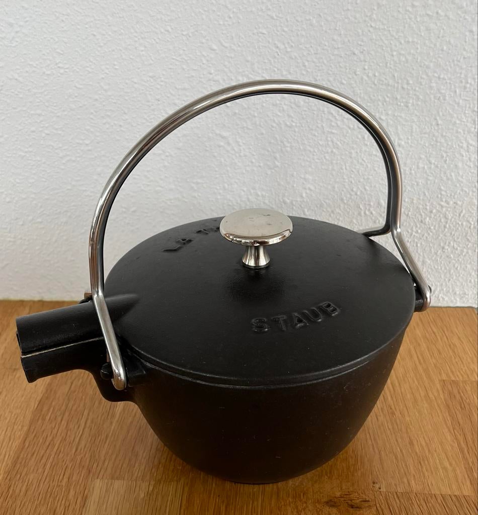 gietijzeren Staub theepot / waterketel, zwart "Théière", Huis en Inrichting, Keuken | Keukenbenodigdheden, Theepot/fluitketel