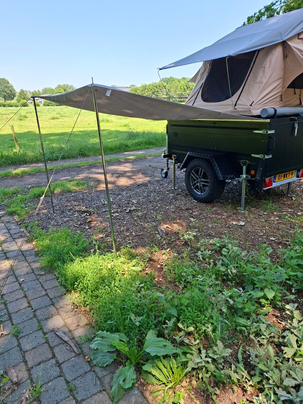 Compacte offroad daktent trailer met en complete uitrusting, Ophalen, Tot en met 2