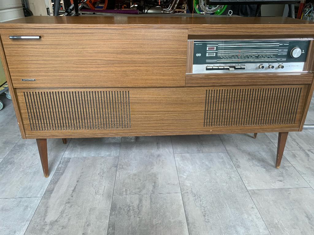 Grundig Lumophon Stereo Konzertshrank Ballade 3, Ophalen