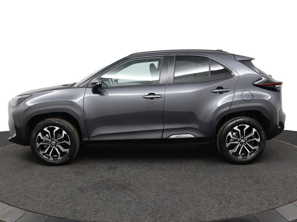 Toyota Yaris Cross 1.5 Hybrid 115 Dynamic | Nieuw! |, Auto's, Toyota, 12 maanden, Stof, Euro 6, Overige kleuren
