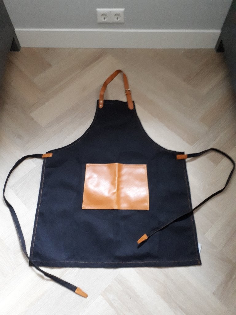 zwarte schort met leer, Tuin en Terras, Barbecue-accessoires, Ophalen of Verzenden, Nieuw