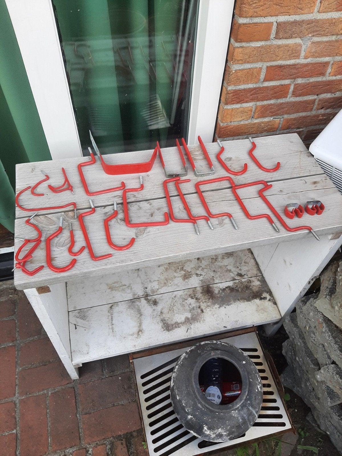 Diverse rode gereedschapshaken voor opslag, Ophalen of Verzenden, Gebruikt, Gereedschapsopslag, Overige merken