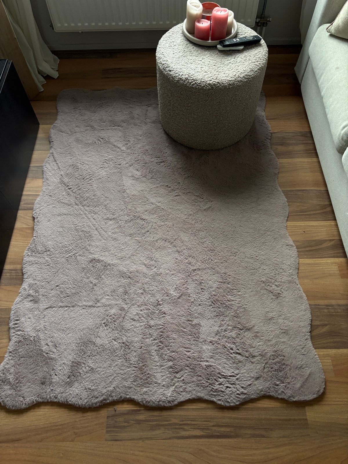 Zacht lila vloerkleed met golvende rand, Ophalen, Gebruikt, 100 tot 150 cm, 50 tot 100 cm