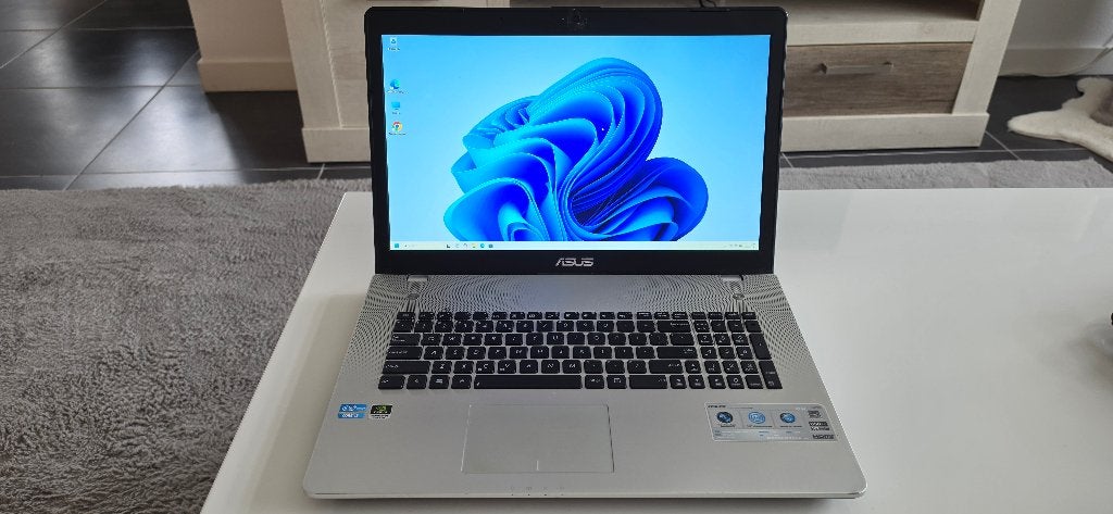 Asus N76VJ Intel Core i5-3230M 2.60 Ghz 128 Gb Ssd 8 Gb Geh, Computers en Software, Overige Computers en Software, Gebruikt, Ophalen of Verzenden