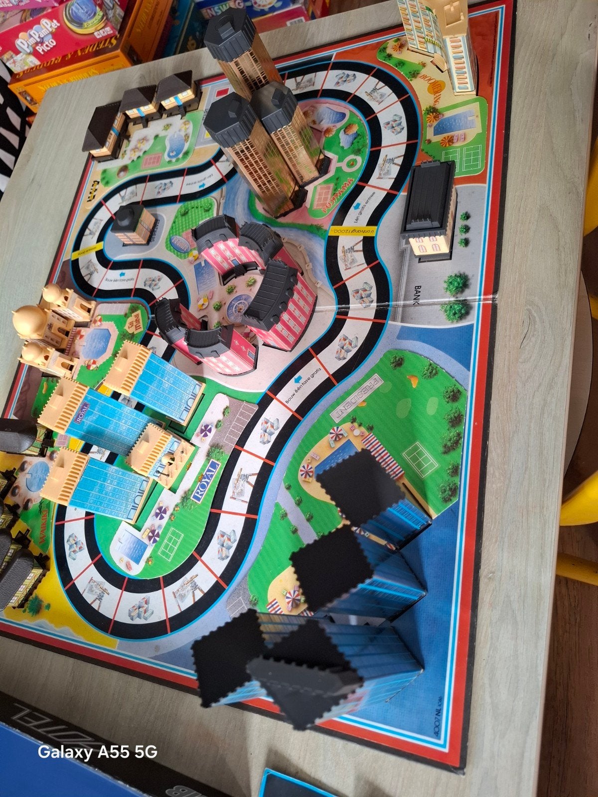 Hotel bordspel MB Spellen - Klassiek vastgoedspel, Hobby en Vrije tijd, Gezelschapsspellen | Bordspellen, Ophalen of Verzenden