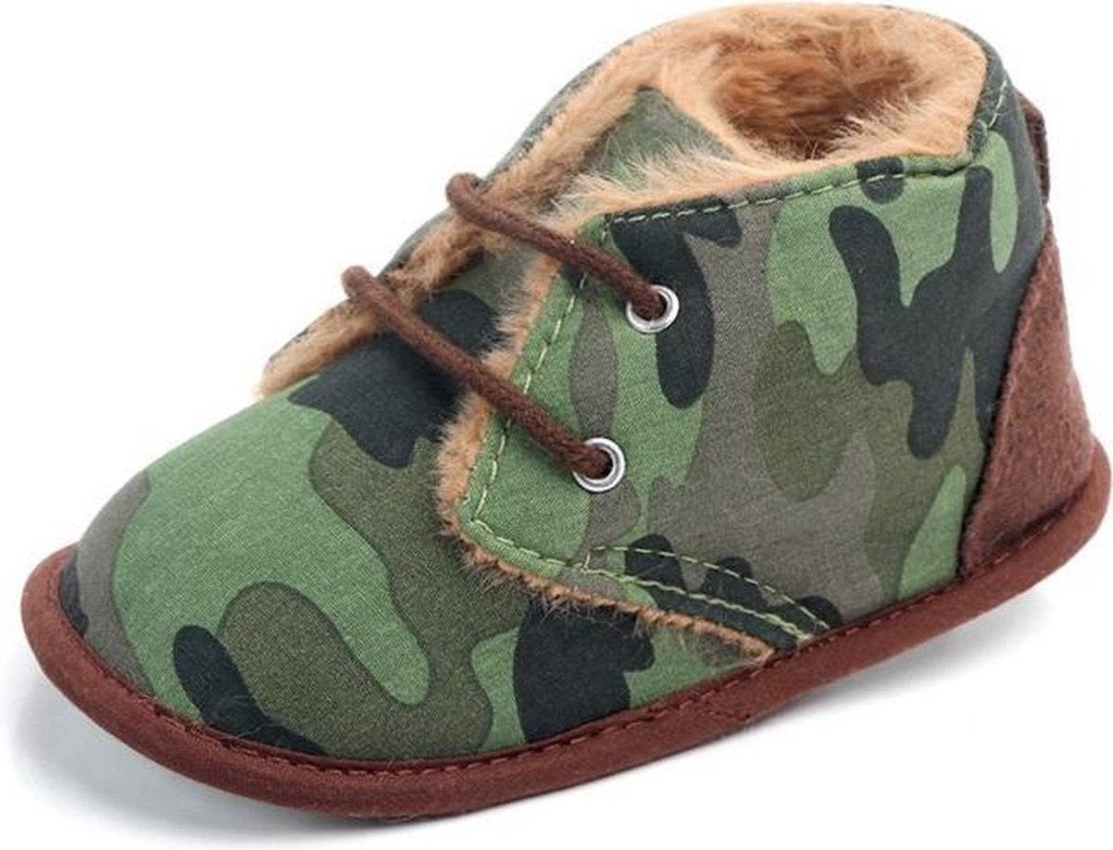 Legergroene gevoerde babyschoentjes maat 18, Schoentjes, Jongetje of Meisje, Ilewap, Nieuw