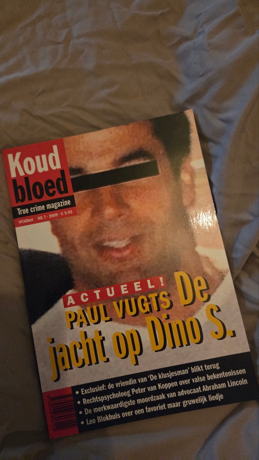 Koud Bloed True Crime Magazine - Paul Vugts Jacht op Dino S., Boeken, Ophalen of Verzenden, Gelezen, Overige typen