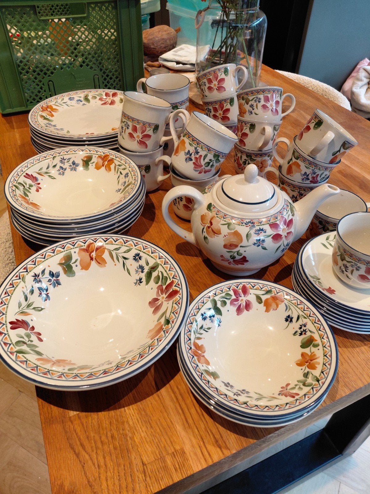 Staffordshire Calypso servies, Ophalen, Zo goed als nieuw, Porselein, Overige stijlen