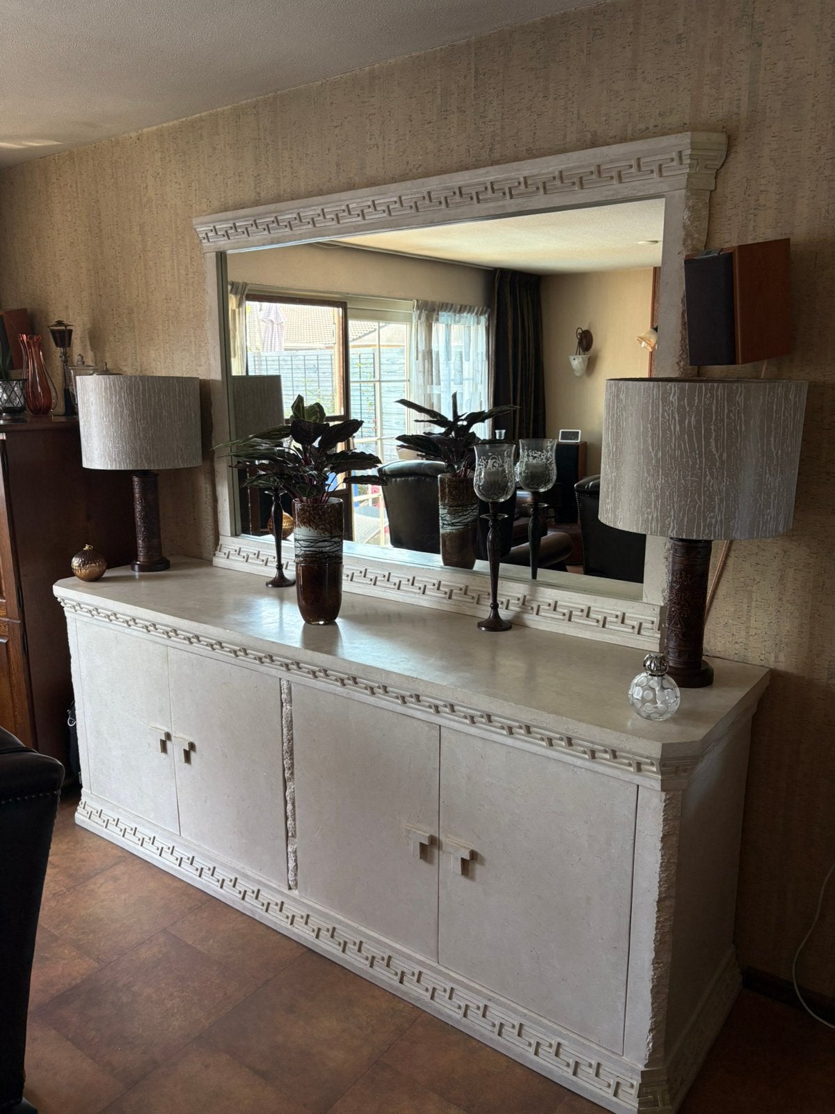Manhattan Style dressoir met spiegel Natuursteen, Huis en Inrichting, Ophalen, Gebruikt, 50 tot 75 cm, 200 cm of meer