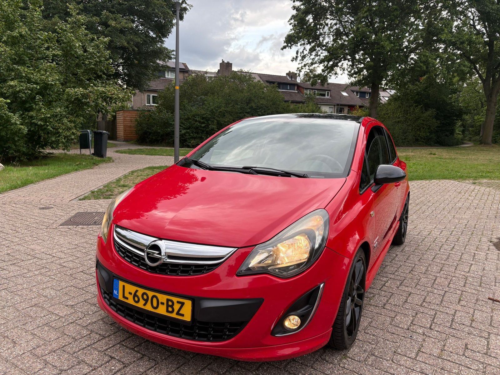 Opel Corsa OPC 1.4 Twinport, Voorwielaandrijving, 1398 cc, 100 pk, Handgeschakeld