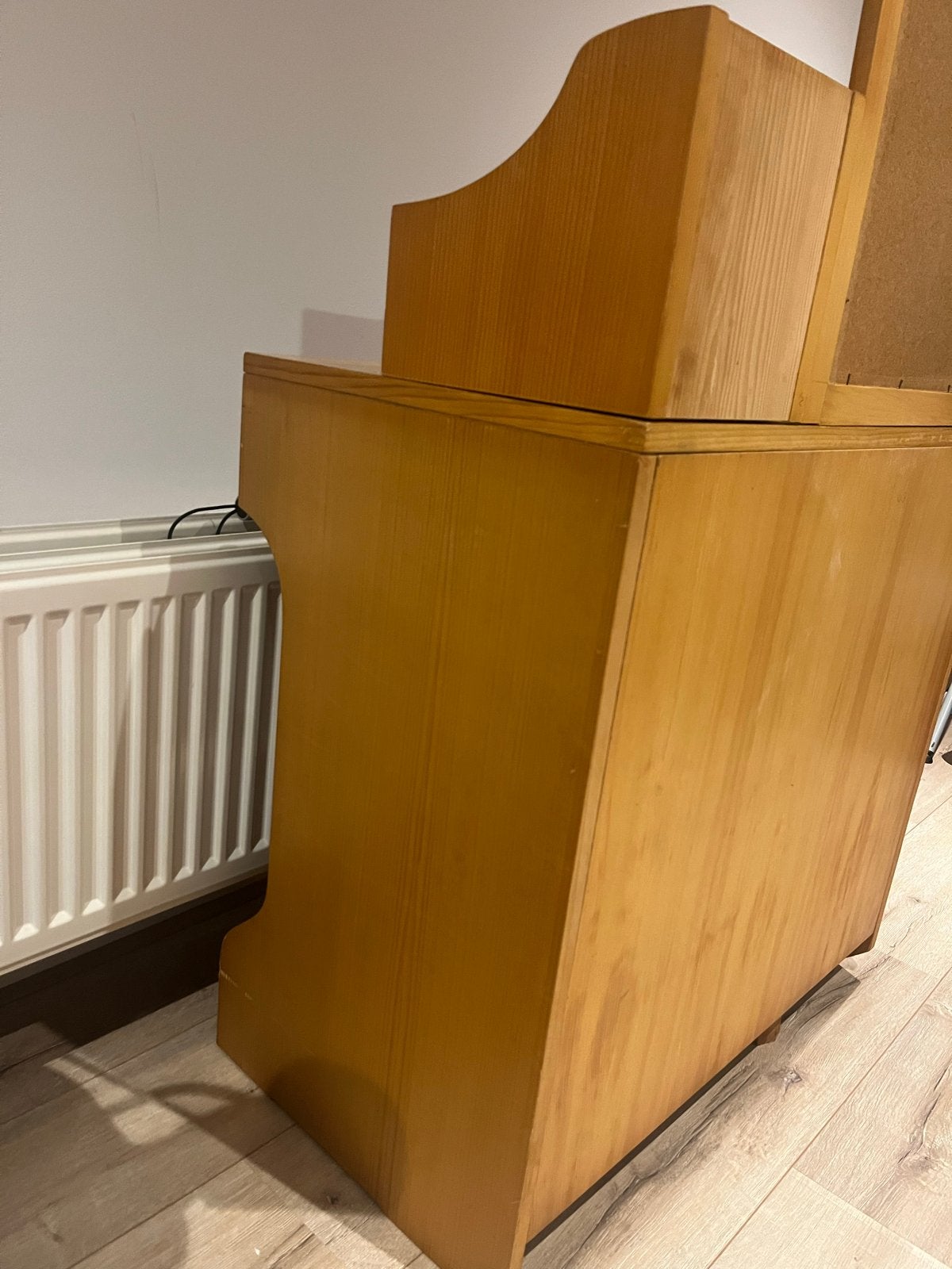 Vurenhouten kaptafel met spiegel en krukje, Ophalen, Gebruikt, 100 tot 150 cm, 50 tot 100 cm