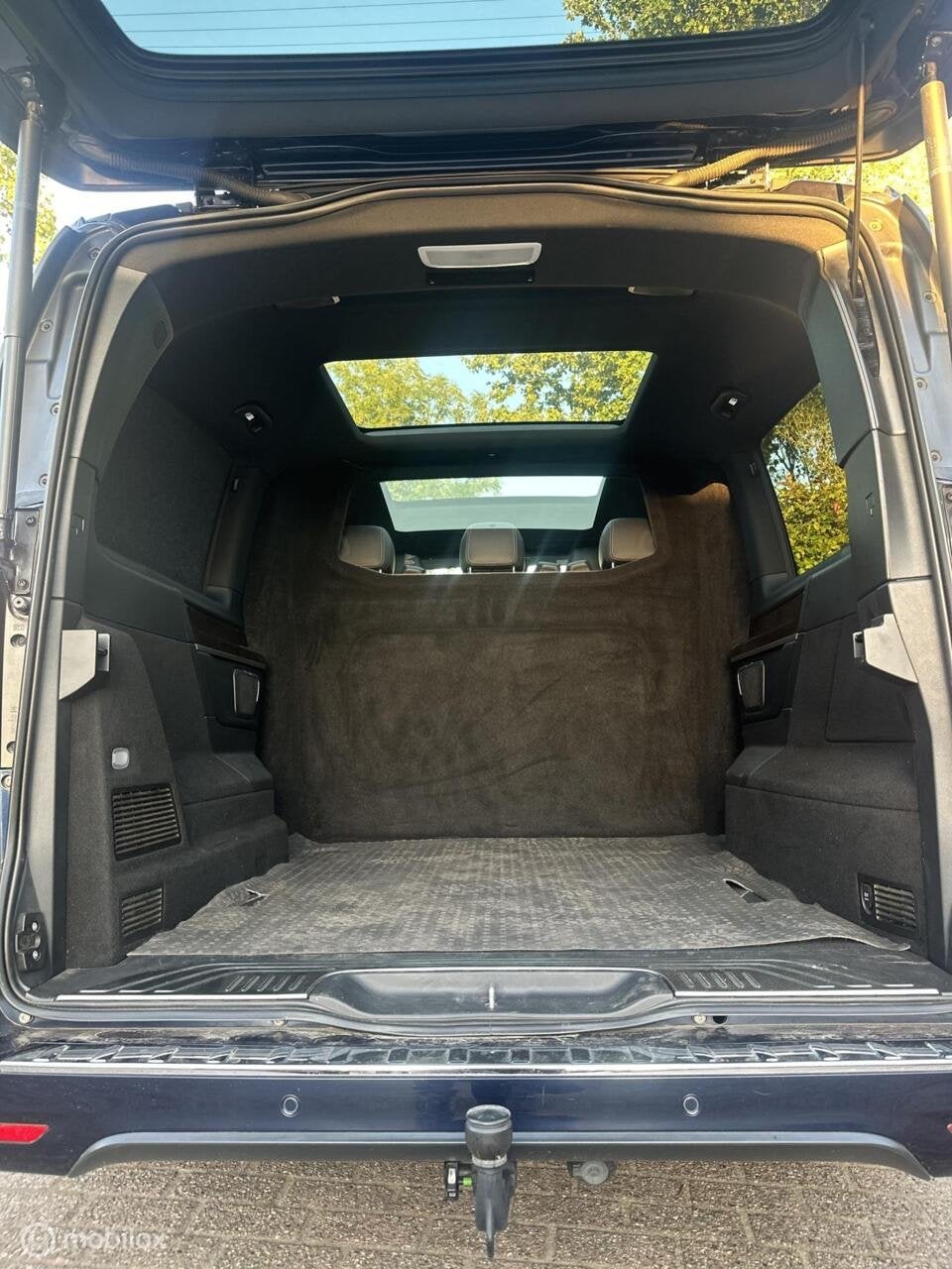 Foto 25 van Mercedes V-klasse 250d 4-MATIC PANO DC AMG Exclusive MARGE