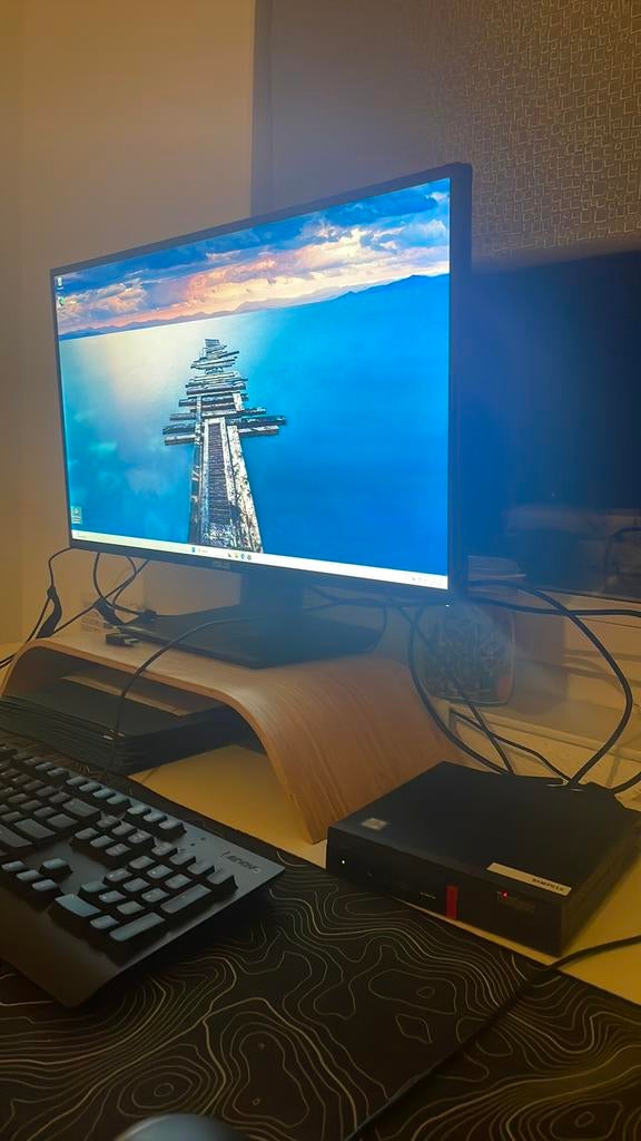 Lenovo thinkcentre m920q, Ophalen, 256 GB, 8 GB, Zo goed als nieuw