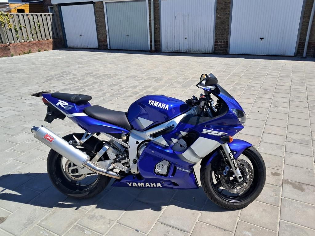Yamaha R6, Ophalen