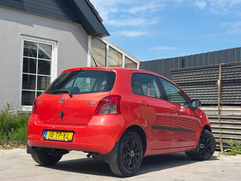Toyota Yaris 1.3 VVTi Sol | Nieuwe Koppeling | Airco | El. R, Auto's, Toyota, Voorwielaandrijving, 995 kg, Origineel Nederlands