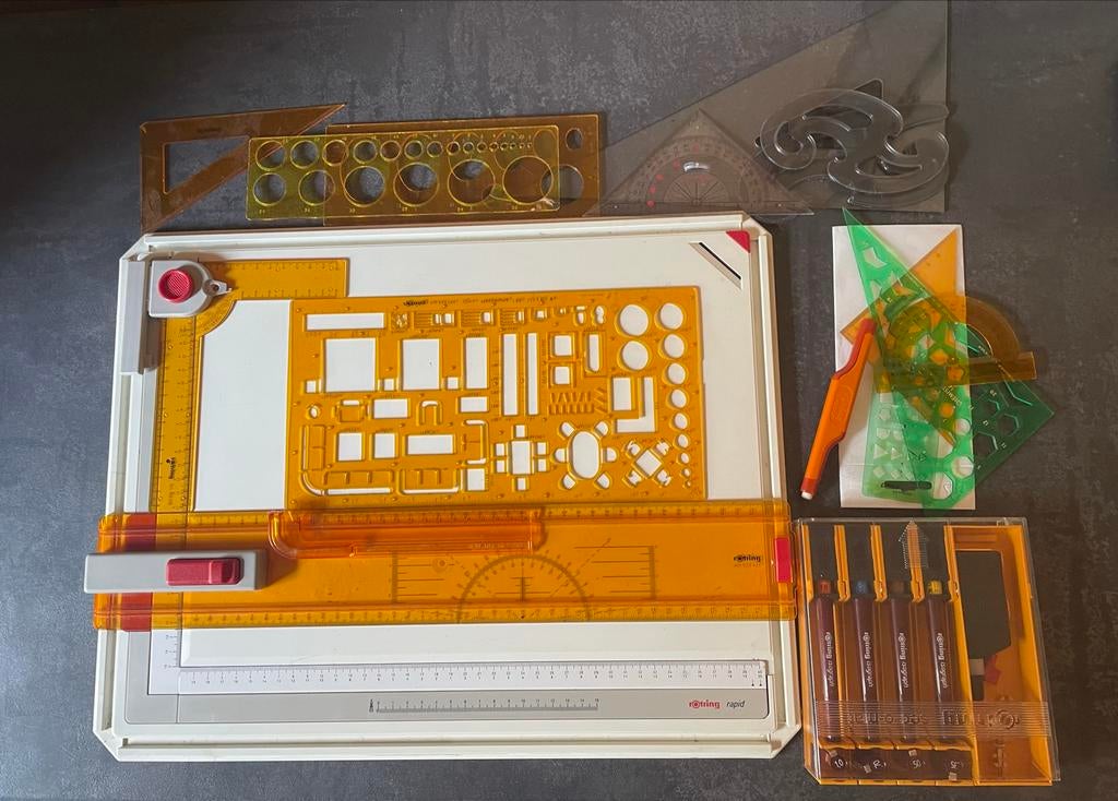 Rotring Tekenspullen Set: Tekenplank, Mallen, Isographs, Hobby en Vrije tijd, Tekenen, Ophalen of Verzenden, Gebruikt, Overige typen