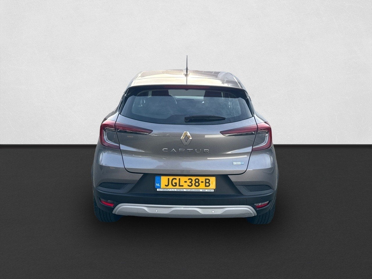 Renault Captur 1.6 E-Tech Plug-in Hybrid 160 Business CRUISE, Auto's, 77 km/l, Gebruikt, 750 kg, 4 cilinders