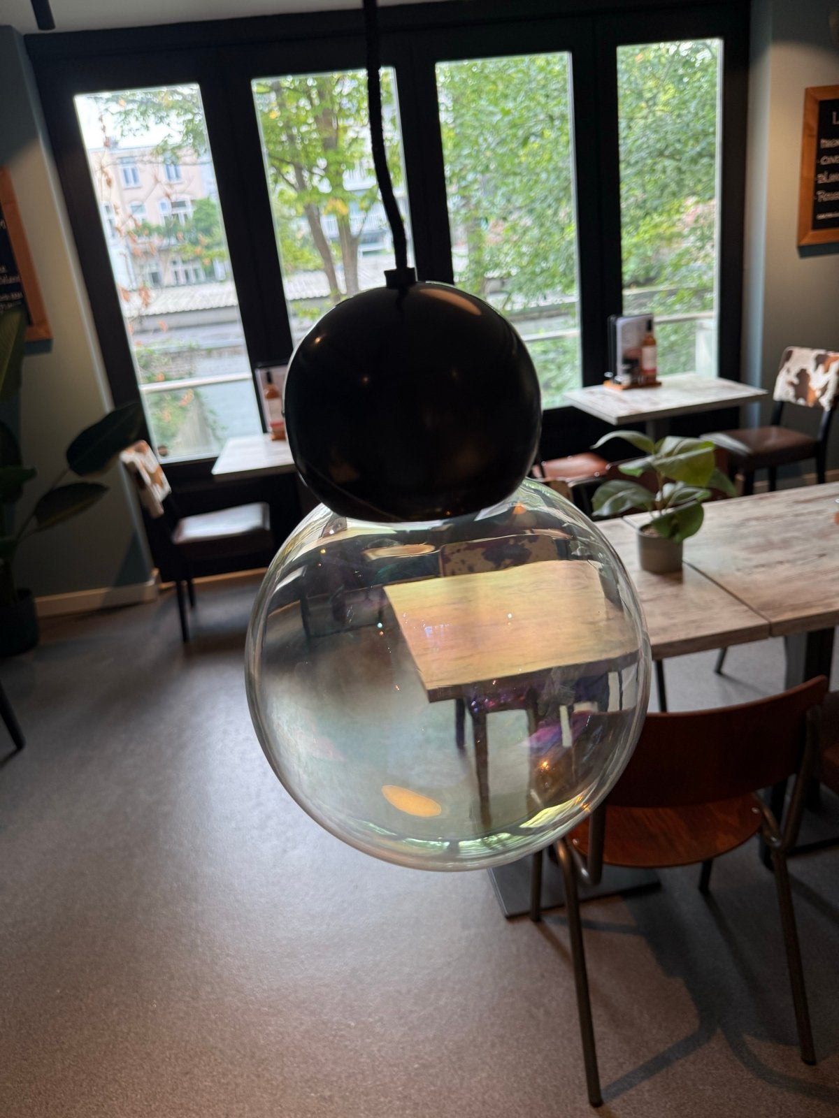 Bolia Pica hanglamp met Iridescent Glas en Zwart Marmer, Ophalen, Nieuw, Glas, E27 (groot)