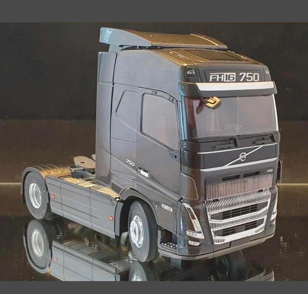 Volvo FH 16-750 PK Solido 1:24 Model Truck, Hobby en Vrije tijd, Ophalen of Verzenden, Nieuw, Bus of Vrachtwagen, Overige merken