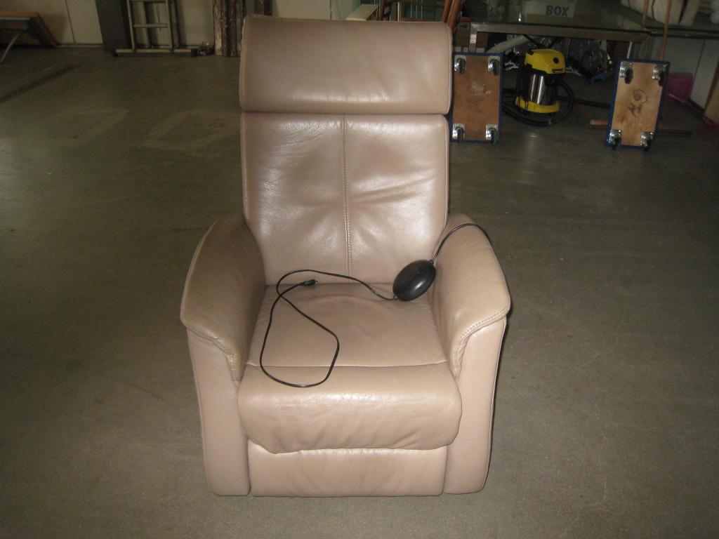 Himolla cremekleurige leren relaxfauteuil, Niet ingevuld, Gebruikt, Niet ingevuld, Niet ingevuld