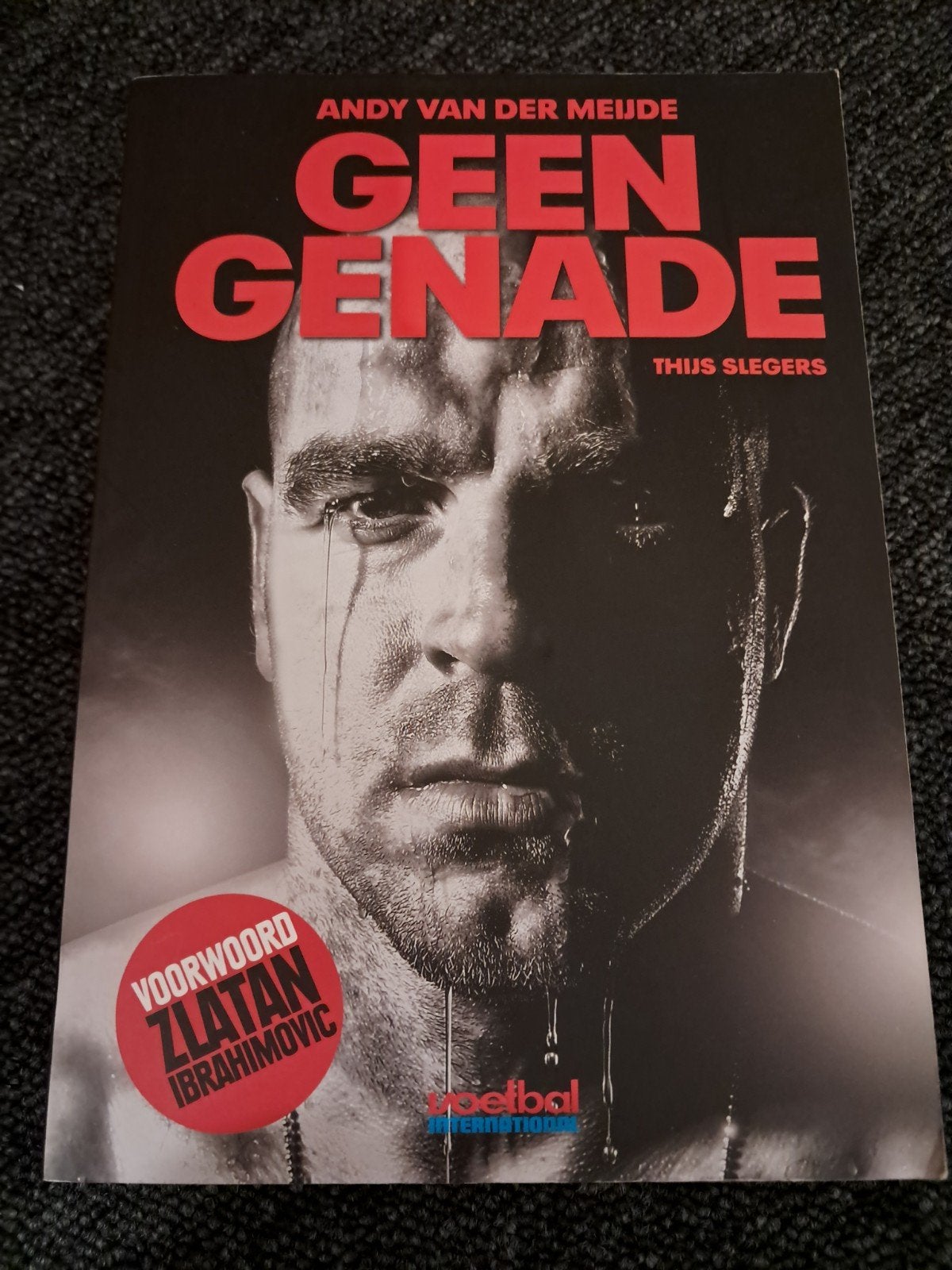 Thijs Slegers - Geen genade, Boeken, Ophalen of Verzenden, Zo goed als nieuw, Balsport, Thijs Slegers