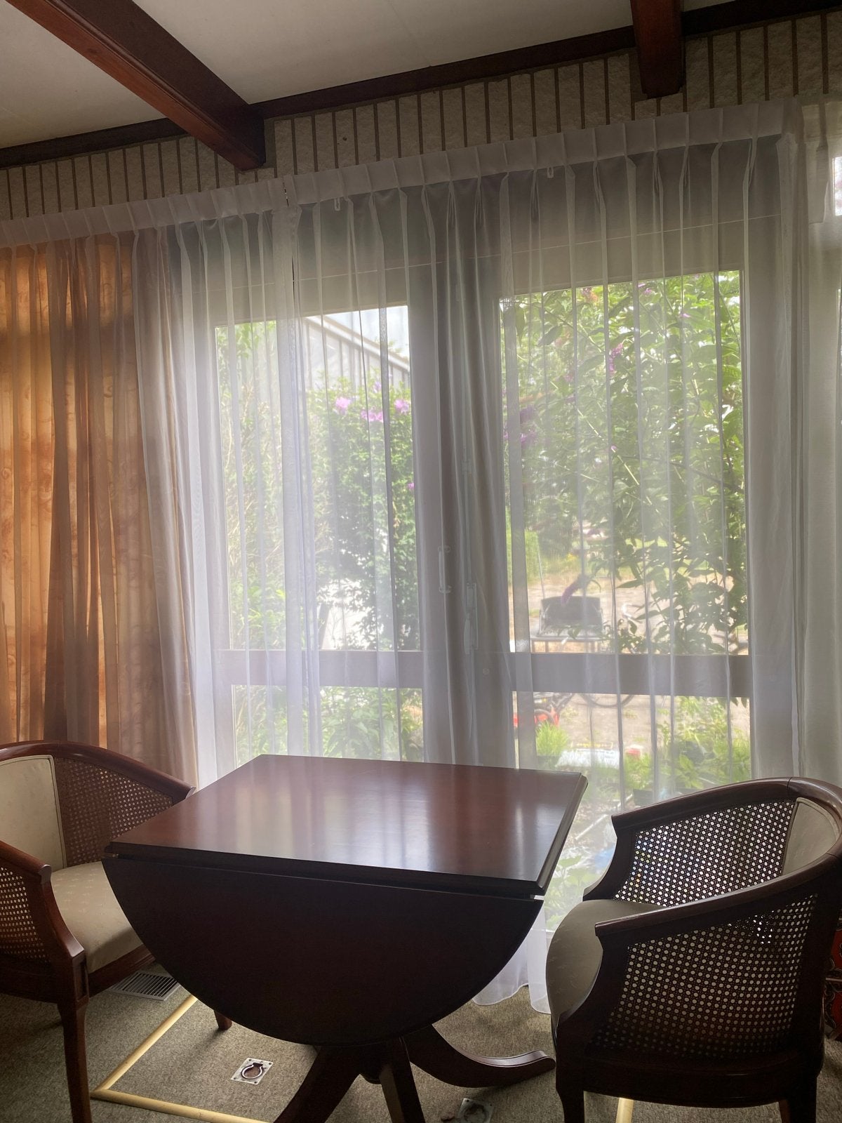 Klassieke tafel met twee stoelen, Antiek en Kunst, Antiek | Meubels | Tafels, Ophalen