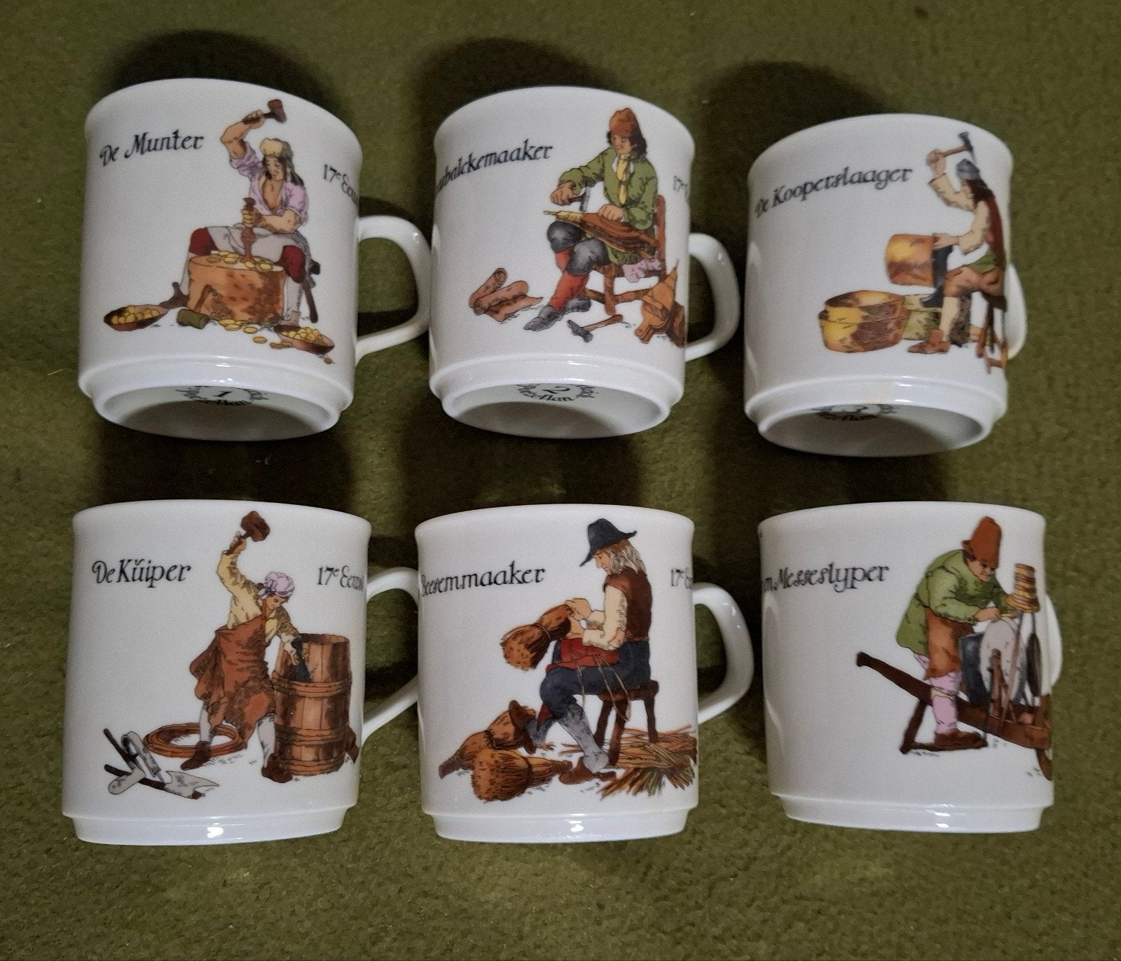 Mitterteich Porzellan Bavaria serie "het menselijk bedrijf", Antiek en Kunst, Antiek | Servies compleet, Ophalen of Verzenden