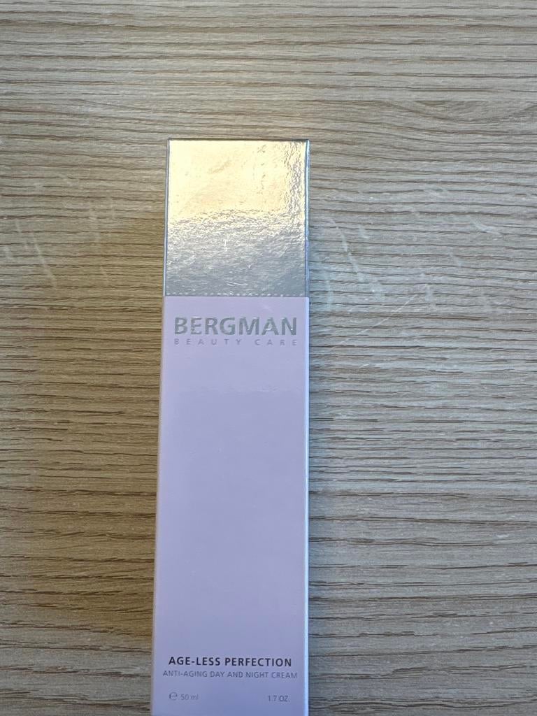 Bergman Beauty Care Age-Less Perfection Dag- en Nachtcrème, Ophalen of Verzenden, Nieuw, Gehele gezicht, Toebehoren