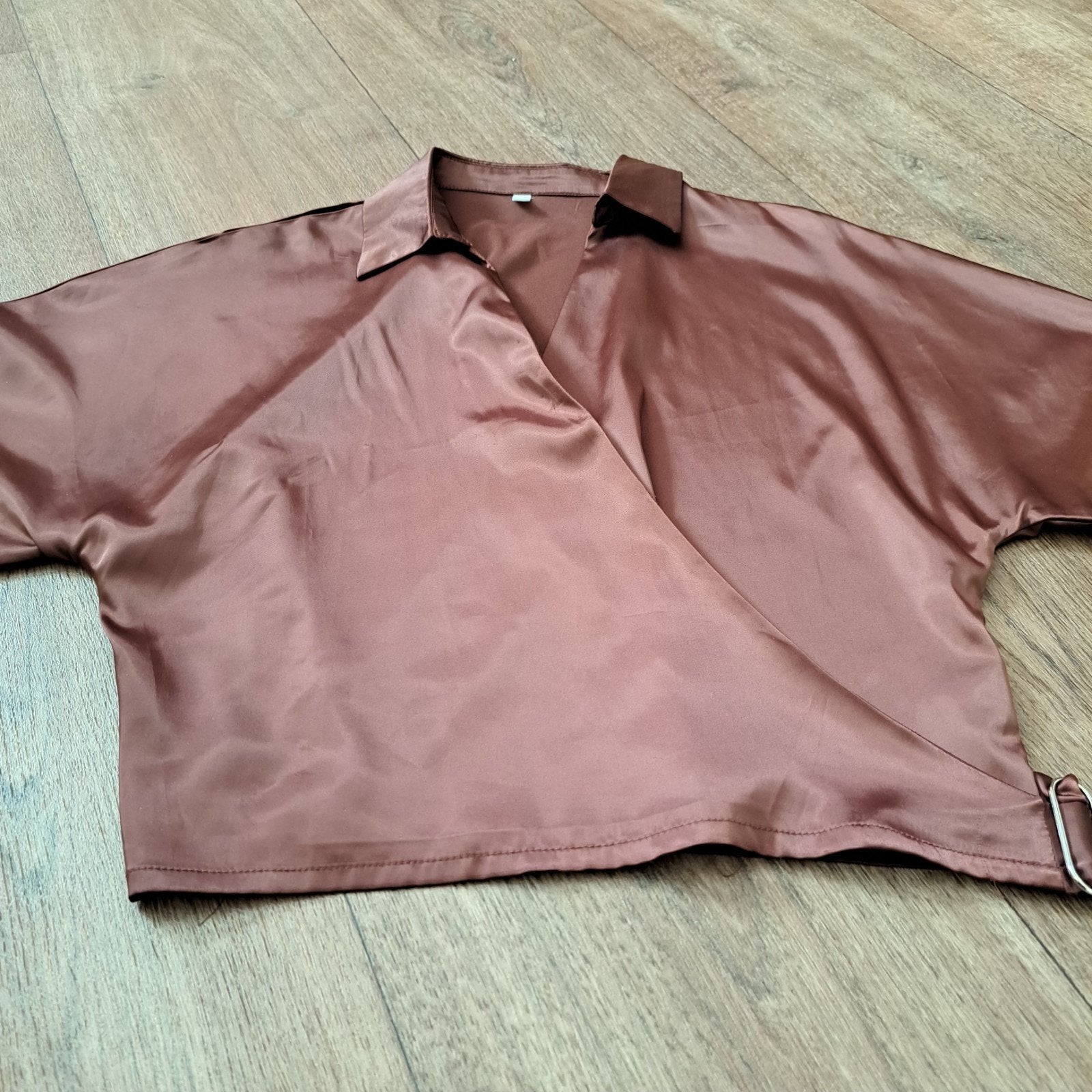 bruin satijnen blouse mt L/XL, Ophalen of Verzenden, Zo goed als nieuw, Maat 42/44 (L), Bruin