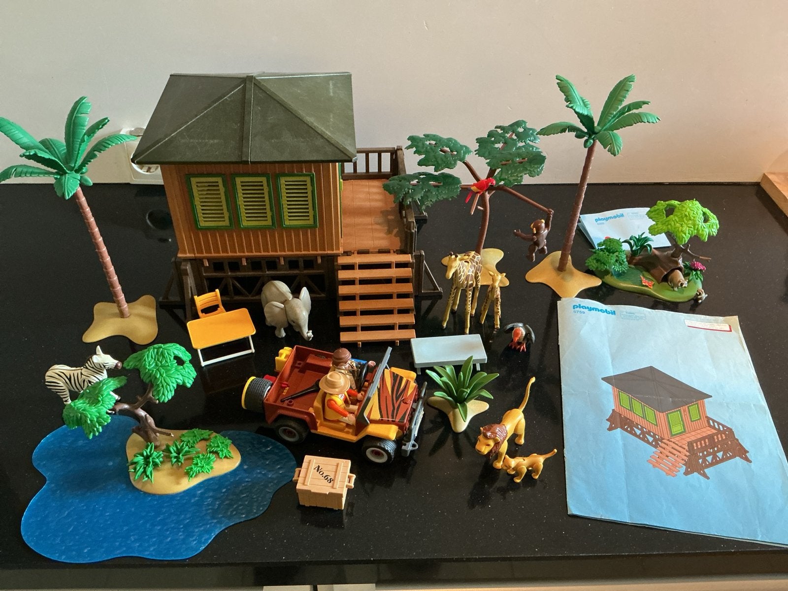 Playmobil Wild Life Boomhut met Jeep en Dieren, Wild life, Gebruikt, Gebouw, Complete set