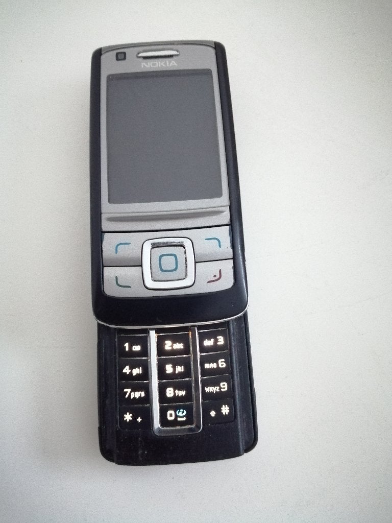 WEG=WEG!! PARTS/REPAIR NOKIA 6280 SLIDE PHONE DEFECT LCD, Telecommunicatie, Ophalen of Verzenden, Gebruikt, Minder dan 3 megapixel