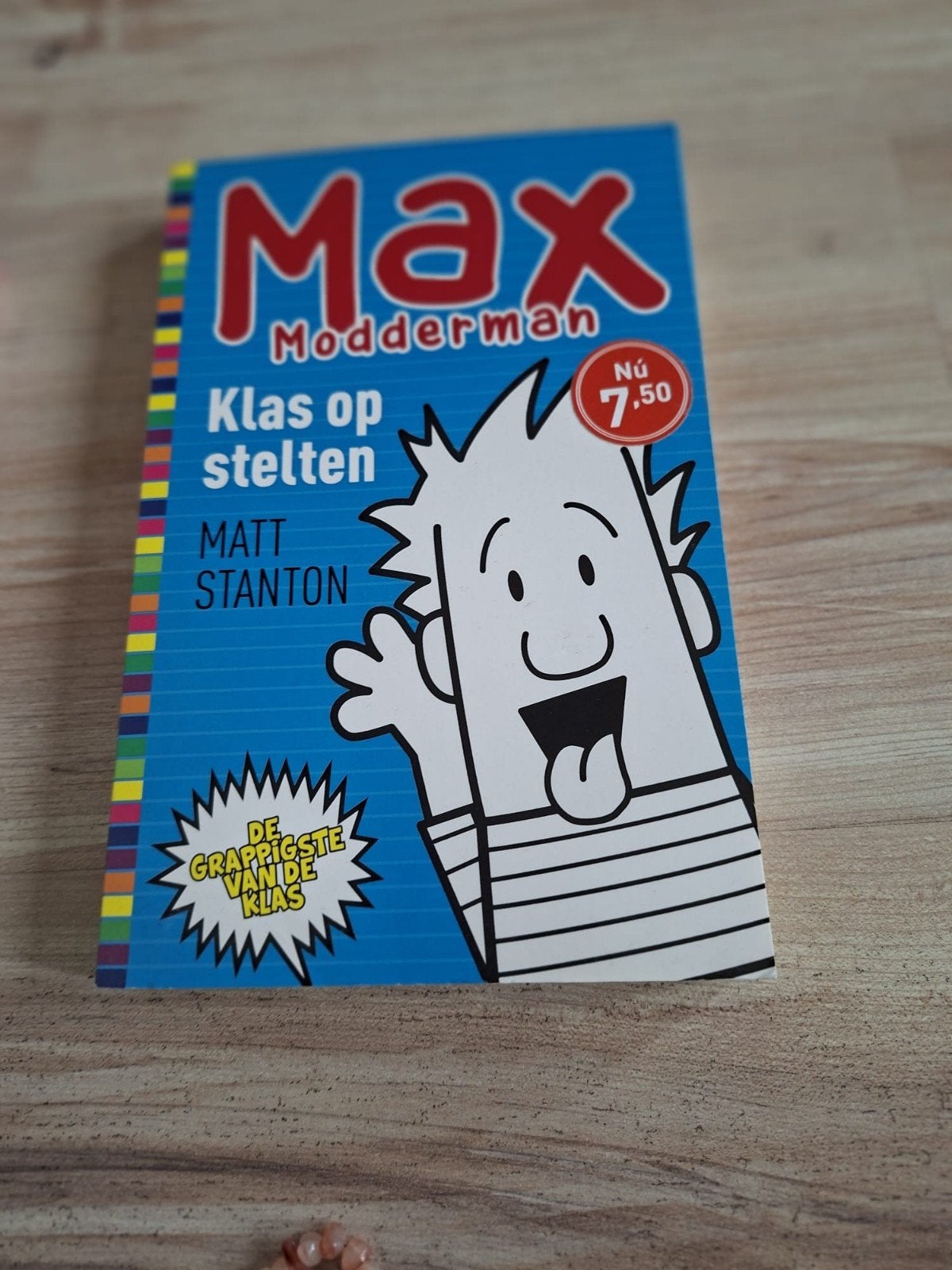 Max Modderman: Klas op Stelten - Zo goed als nieuw, Ophalen of Verzenden, Zo goed als nieuw, Matt Stanton, Fictie algemeen
