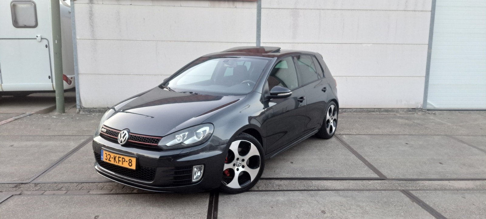 Volkswagen Golf 2.0 GTI 155KW 2009 Grijs, Voorwielaandrijving, 4 cilinders, 1984 cc, Parkeersensor