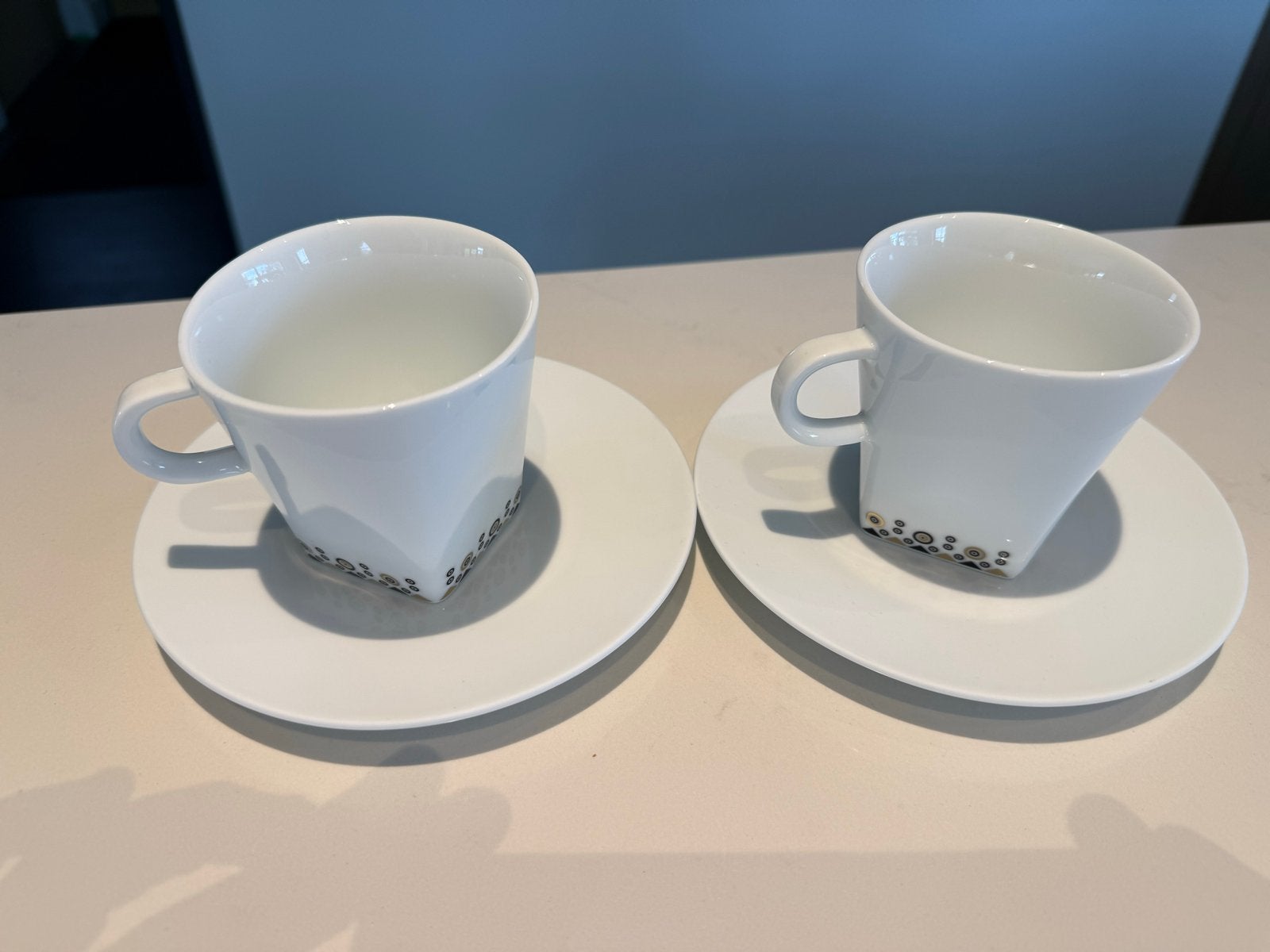 Nespresso Pixie Espresso Kopjes met Schotels - Set van 2, Overige merken, Ophalen of Verzenden, Zo goed als nieuw, Modern