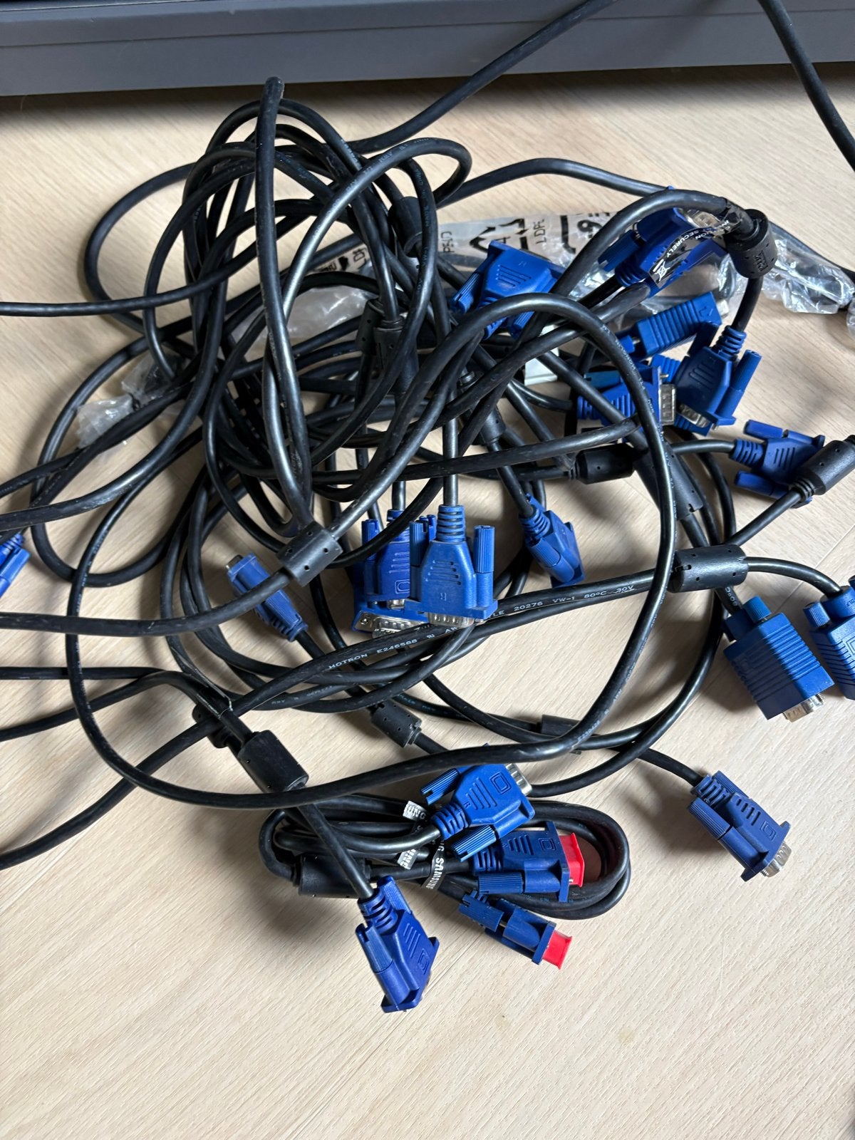 VGA naar VGA kabel, Ophalen of Verzenden, Gebruikt, Minder dan 2 meter, Overige kabels