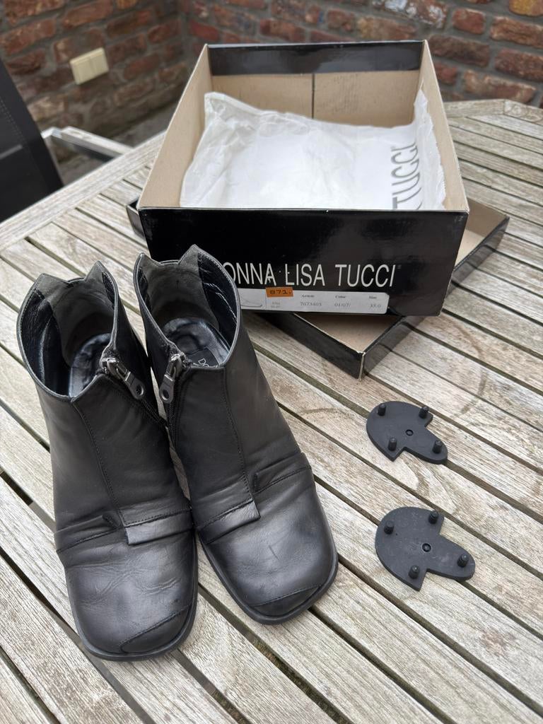 Donna Lisa Tucci damesschoenen zwart maat 35, Ophalen of Verzenden, Tweedehands, Laarzen