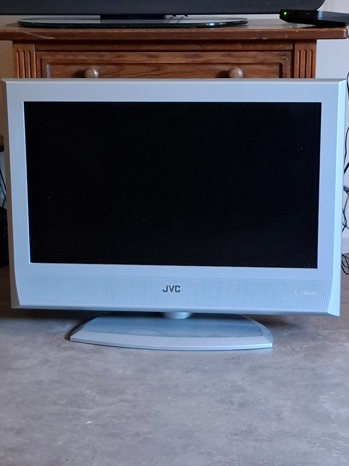 JVC Prima TV met afstandsbediening - Model LT-26R70SU, Audio, Tv en Foto, Televisies, Gebruikt, 50 Hz, 60 tot 80 cm, Ophalen