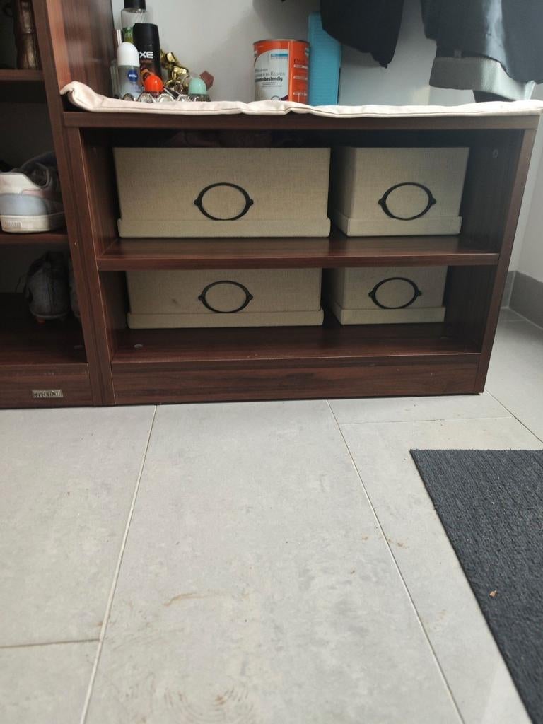 İstikbal schoenen kast., Ophalen