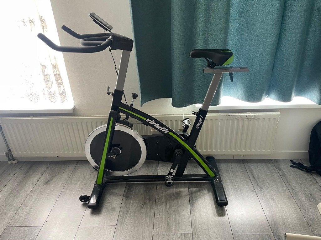 VirtuFit Etappe 1 - Hartslagfunctie - Met Computer, Sport en Fitness, Ophalen, Zo goed als nieuw, Metaal, Spinningfiets