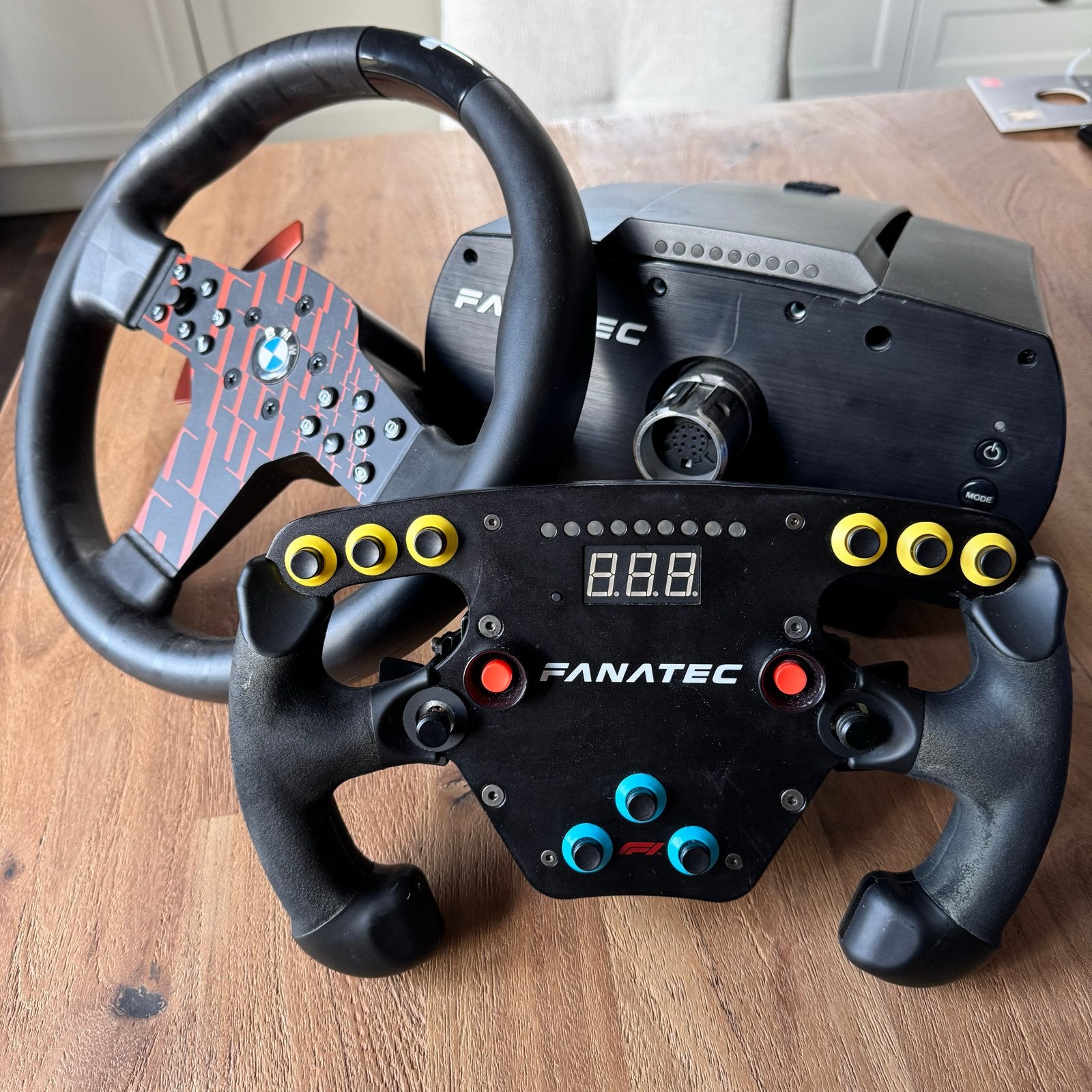 Fanatec CSL Elite (PC + PS) + F1 Esports V2 + CSL BMW, Spelcomputers en Games, Spelcomputers | Overige, Gebruikt, Ophalen