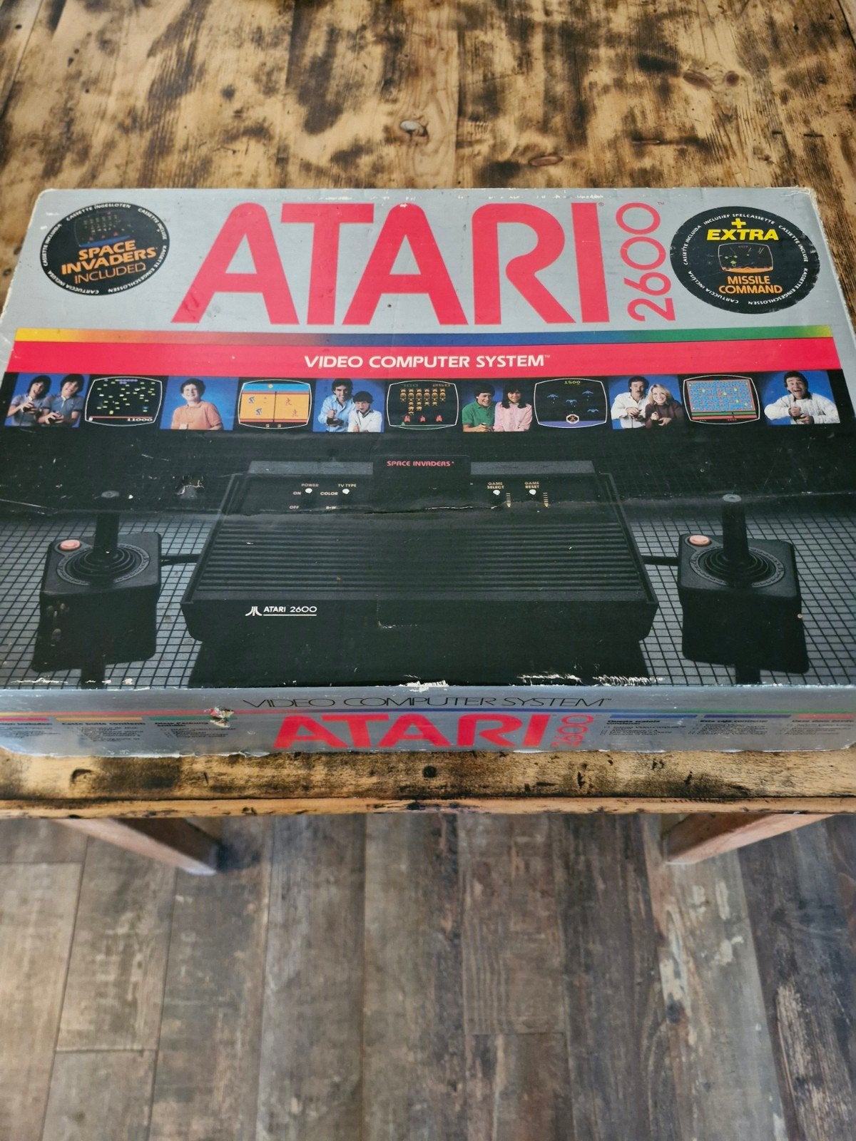 atari 2600 console met 2 games, Spelcomputers en Games, Spelcomputers | Atari, Ophalen, Met 2 controllers, Atari 2600, Met games