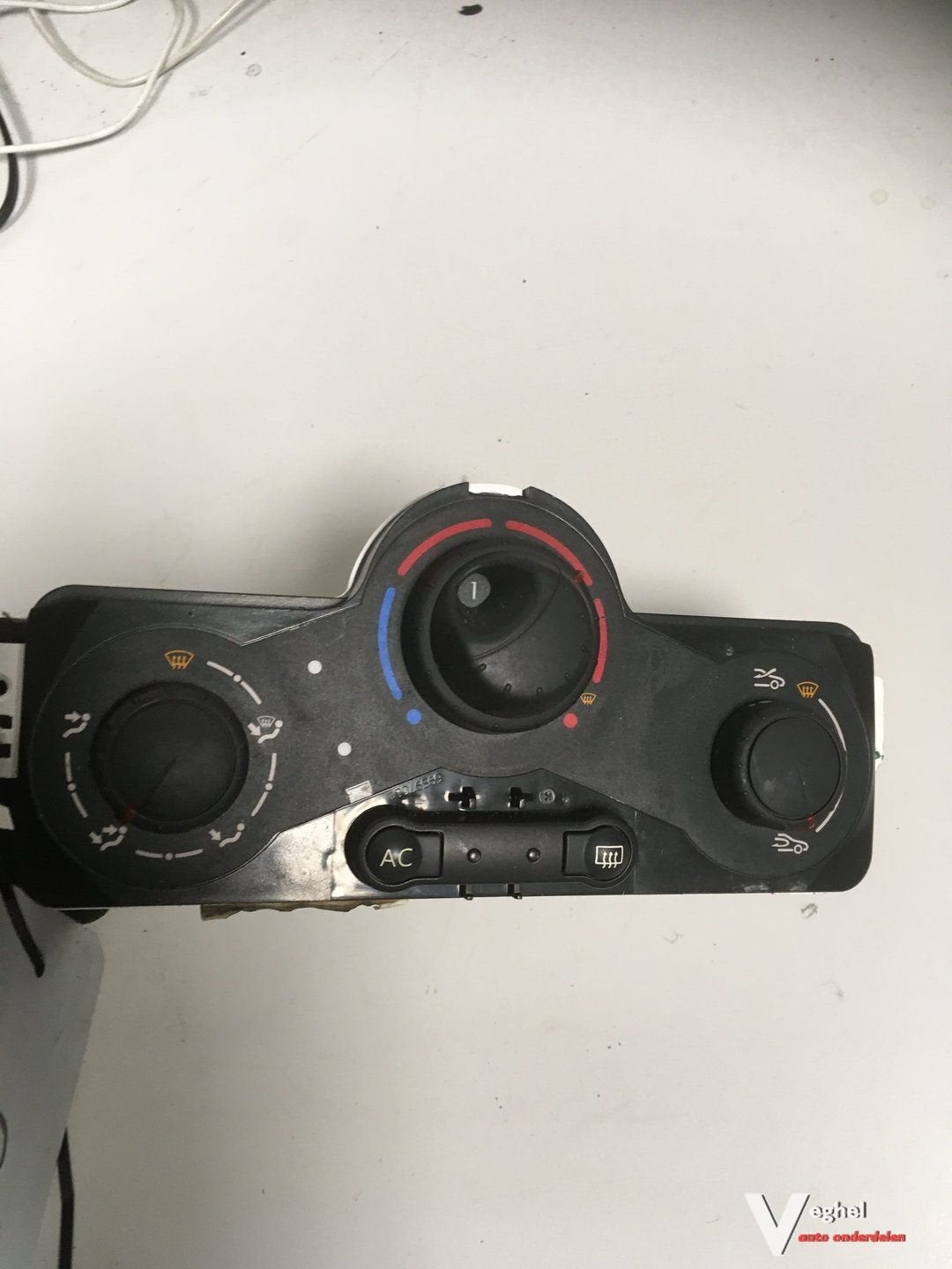 Renault clio 2011 Kachelbed met airco, Gebruikt, -, -, Ophalen of Verzenden