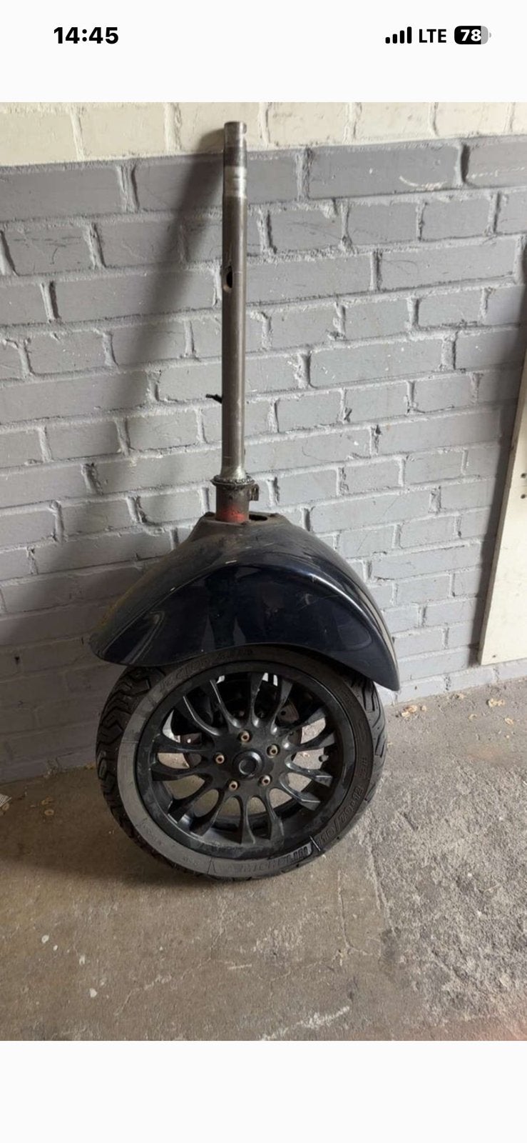 Vespa sprint voorvork met spatboord en wiel, Motoren, Ophalen of Verzenden